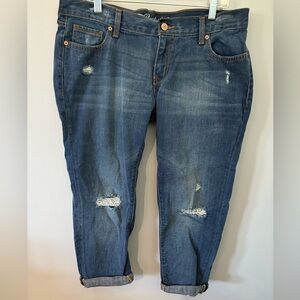 Old Navy Woman’s Boyfriend Jeans in size 12 Petite.